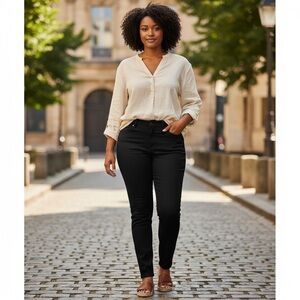 Levi Black hi-rise skinny jeans W35L30